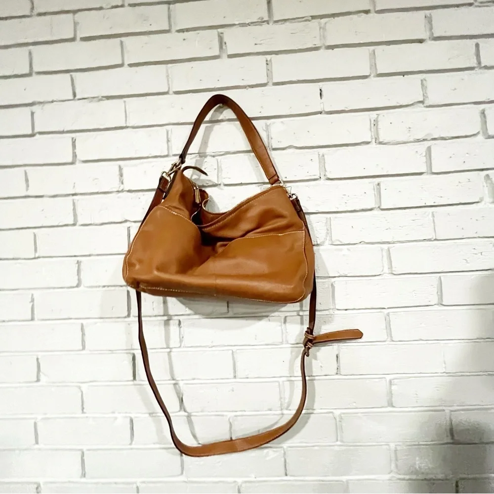 Paul Costelloe Leather Shoulder Bag‎